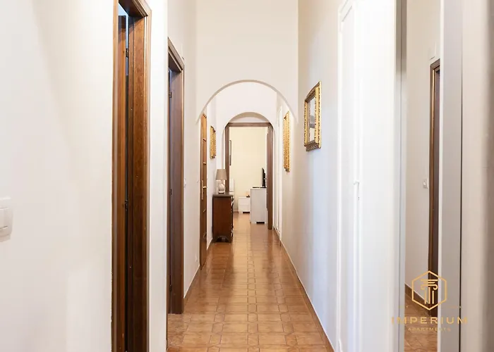 Imperium Merulana House - 2 Steps From Colosseum, 3 Bedrooms, A-c Roma