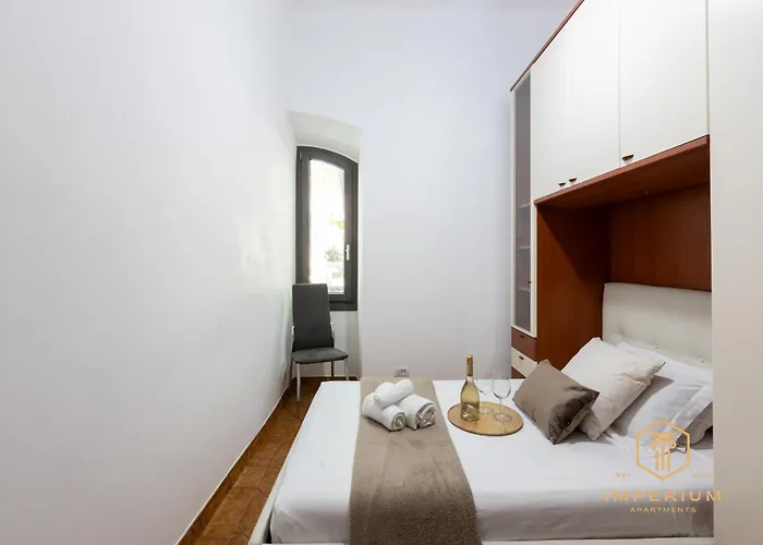 Imperium Merulana House - 2 Steps From Colosseum, 3 Bedrooms, A-c